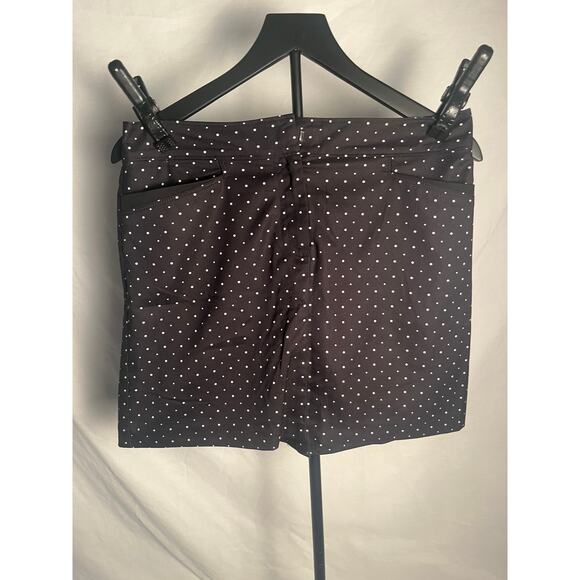 IZOD Golf Women’s Polka Dot Size 4k Skirt – Black White Lightweight - Picture 1 of 6
